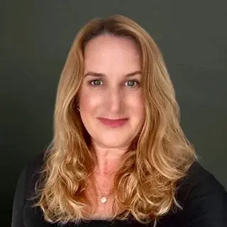 Kelley Misata - image
